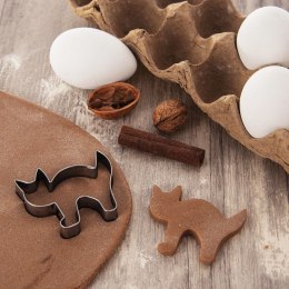 Wykrawacz cukierniczy stalowy / foremka do ciastek pierników kotek 6,5 cm