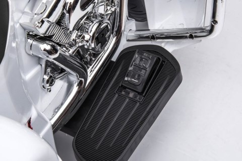 Motor Na Akumulator Trójkołowy Goldwing Biały LEAN CARS Motor Na Akumulator Trójkołowy Goldwing Biały LEAN CARS