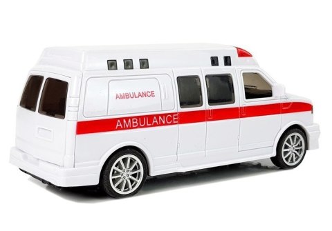 Ambulans Karetka Pogotowia z Napędem Dźwięk Syrena Światła LEAN Toys Ambulans Karetka Pogotowia z Napędem Dźwięk Syrena Światła LEAN Toys