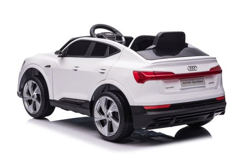Auto Na Akumulator Audi E- Tron Białe QLS-6688 LEAN CARS Auto Na Akumulator Audi E- Tron Białe QLS-6688 LEAN CARS