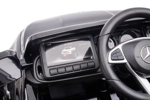 Auto Na Akumulator Mercedes DK-MT950 4x4 Czarny Lakierowany LEAN CARS Auto Na Akumulator Mercedes DK-MT950 4x4 Czarny Lakierowany LEAN CARS