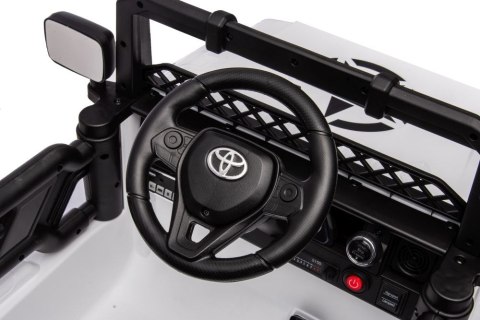 Auto Na Akumulator Toyota FJ Biała 4x4 LEAN CARS Auto Na Akumulator Toyota FJ Biała 4x4 LEAN CARS