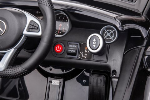 Auto Na Akumulator Mercedes SLC 300 Czarny LEAN CARS Auto Na Akumulator Mercedes SLC 300 Czarny LEAN CARS