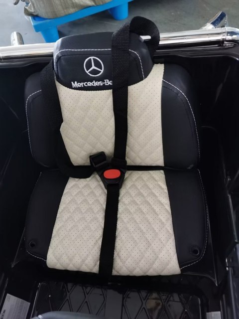 Auto Na Akumulator Mercedes Benz G63 6X6 Czarny LEAN CARS Auto Na Akumulator Mercedes Benz G63 6X6 Czarny LEAN CARS
