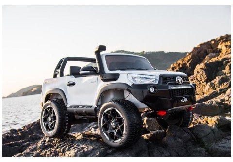 Auto na Akumulator Toyota Hilux Biały LEAN CARS Auto na Akumulator Toyota Hilux Biały LEAN CARS