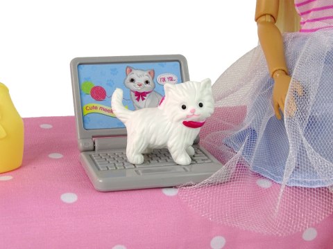 Lalka Anlily w Sypialni Akcesoria Meble Dla Dzieci LEAN Toys Lalka Anlily w Sypialni Akcesoria Meble Dla Dzieci LEAN Toys